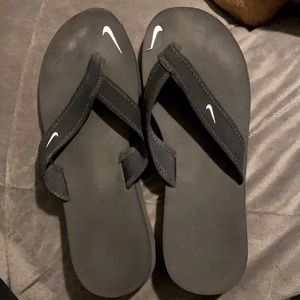 Women’s Nike Flipflops